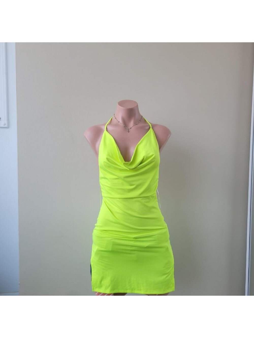 Fashion Nova Neon Fluorescent Yellow Backless Halter Club Bodycon Mini Dress